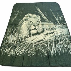 Vintage San Marcos Resting Lion Reversible Heavy Plush Blanket Green Cream King